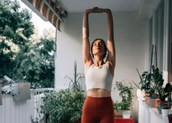 Top 2025 Health Trends: From Digital Detox to AI-Powered Wellness